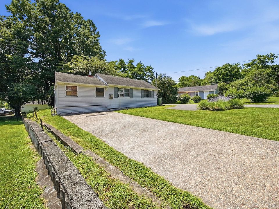 1st image of 114 Glenmere Avenue