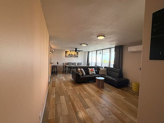 3rd image of 5757 Avenida Isla Verde #705