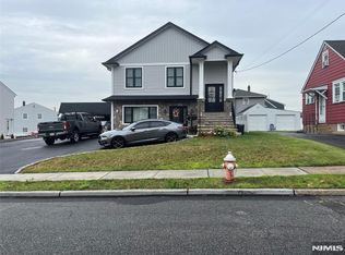 17 Martha Ave, Elmwood Park, NJ 07407