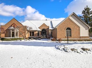 29176 Augusta, Farmington Hills, MI 48331