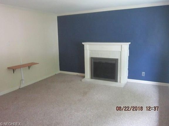 3rd image of 367 Olive St