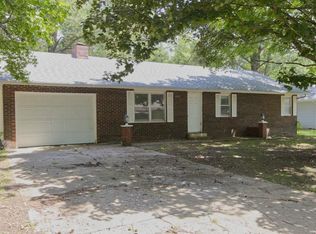 1210 S Martin St, Bolivar, MO 65613