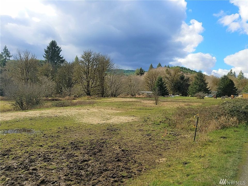 2nd image of 515 Williams Creek Rd