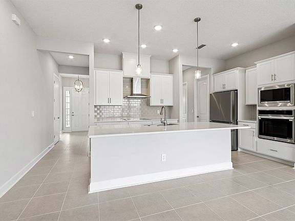 3rd image of 85321 Sandy Ridge Loop