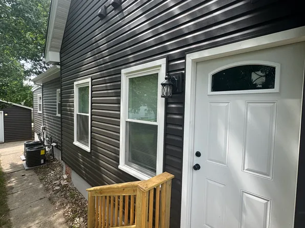 505 Calumet Ave Unit 1, Valparaiso, IN 46383