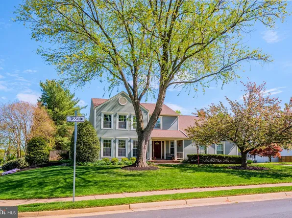 13392 Point Rider Ln, Herndon, VA 20171