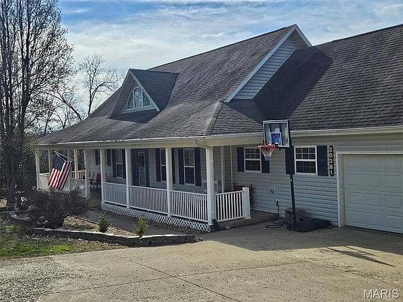 2nd image of 20381 Heritage Rd