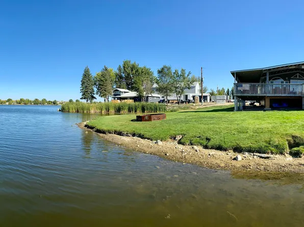 124 Blacktail Dr, Williston, ND 58801