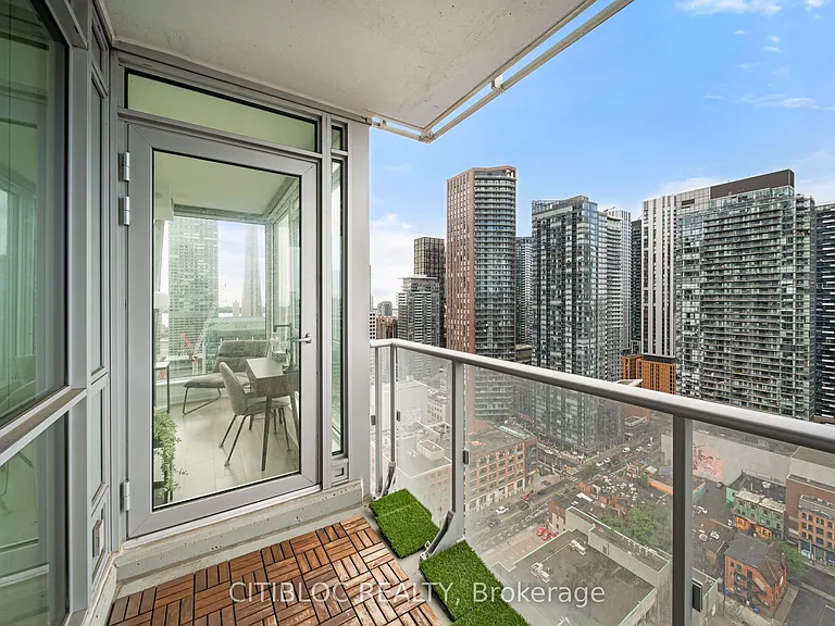 30 Nelson St #2807 — Photo 28