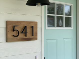 541 E 21st Ave, Gulf Shores, AL 36542