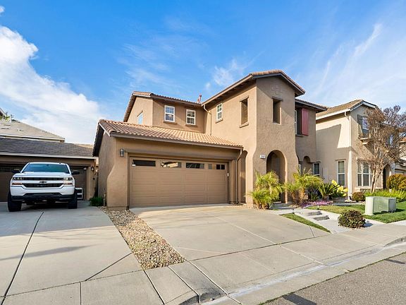 3rd image of 2442 Sheldon Drive