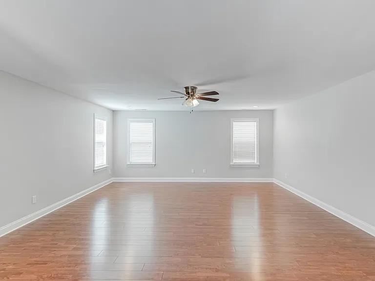2041 Jadewood Dr — Photo 48