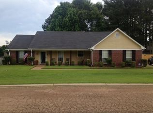 782 Highpoint Dr, Byram, MS 39272
