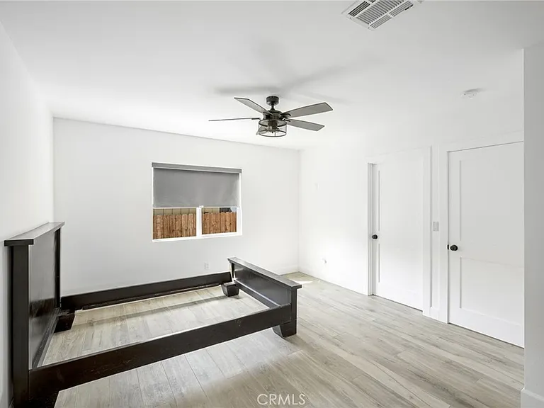 13721 Pierce St — Photo 20