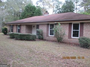 908 Kings Rd, Hinesville, GA 31313