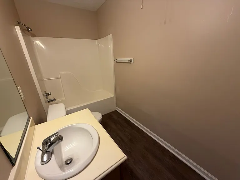 2304 Merwood St — Photo 8