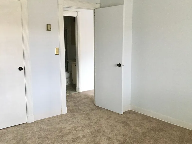 1520 Senate St #48 — Photo 11