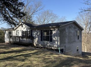 10495 Ferry Rd, Boonville, MO 65233