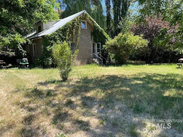 1210 Middle Potlatch Creek Rd, Juliaetta, ID 83535