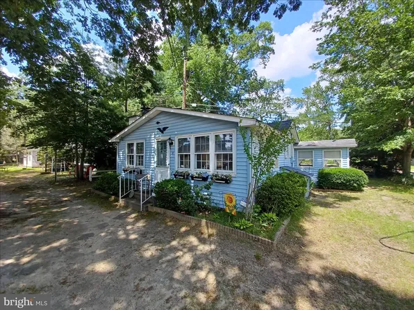 2 Park Pl, Monroeville, NJ 08343