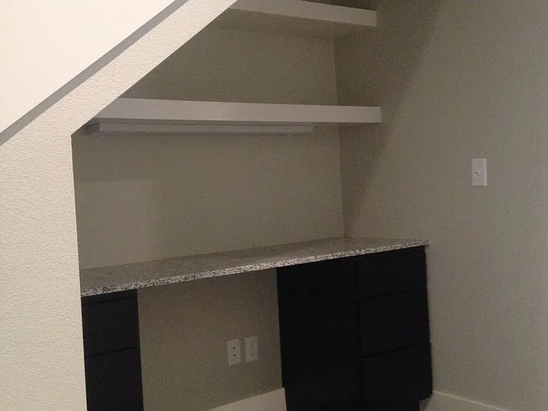 2748 & 2750 W Wildwood Dr — Photo 2