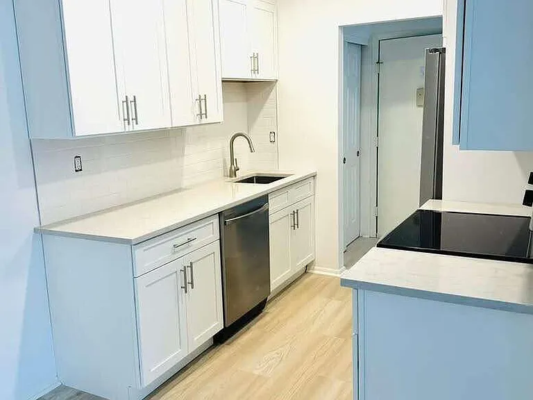 175 Amberly Dr #A — Photo 1