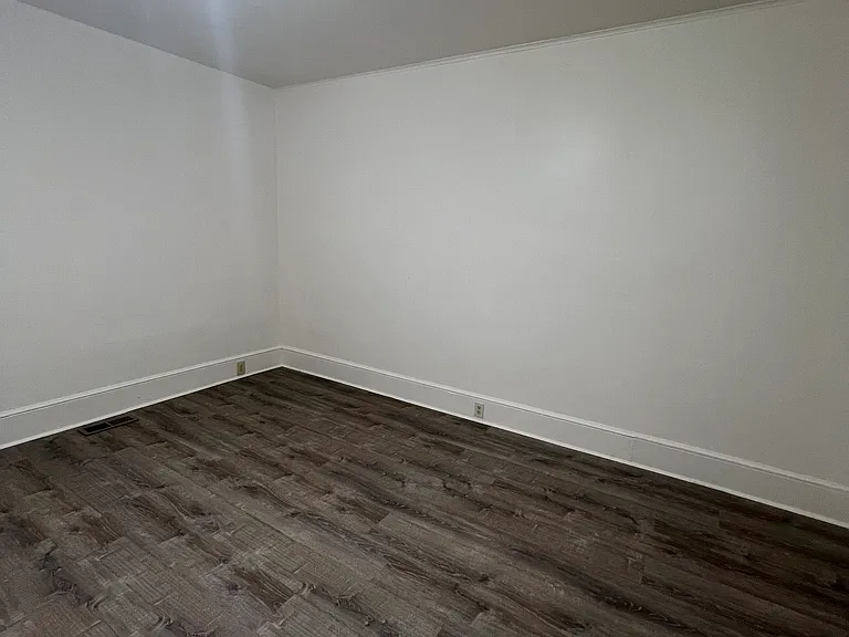 111 Allen St #109 — Photo 5