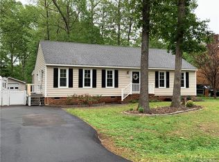 11029 Drayton Rd, Chester, VA 23831