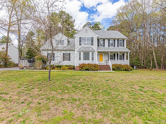 2nd image of 3210 Magnolia Woods Ter