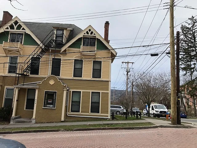 214 Stewart Ave — Photo 4
