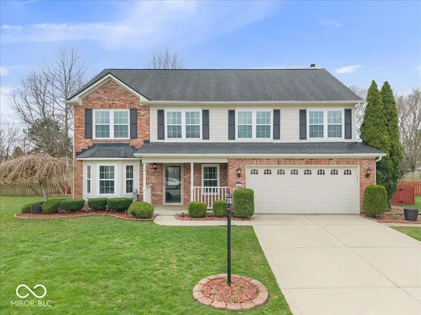 5803 Tanager Ln, Carmel, IN 46033