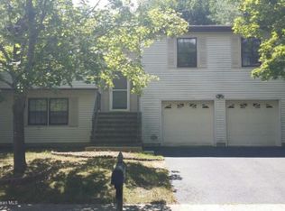 16 Rutgers Dr, Tinton Falls, NJ 07724