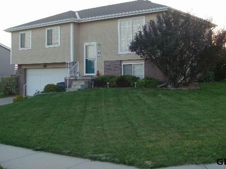 1st image of 120 Citadel Dr
