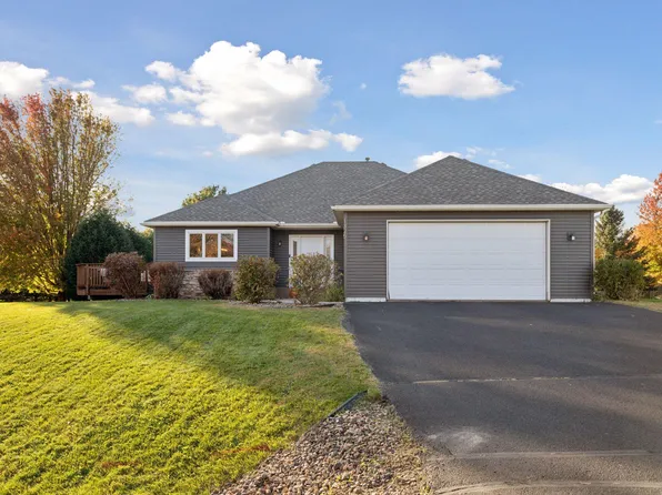 1325 Island View Dr, New Richmond, WI 54017