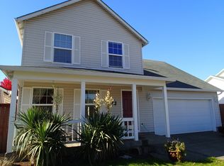 3221 Ivy Dr, Newberg, OR 97132