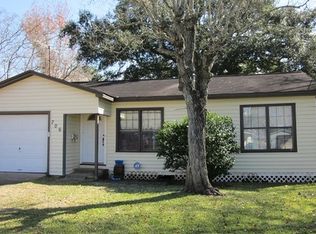 706 E 6th St, Sweeny, TX 77480