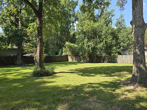 2nd image of 1110 Engle Ave