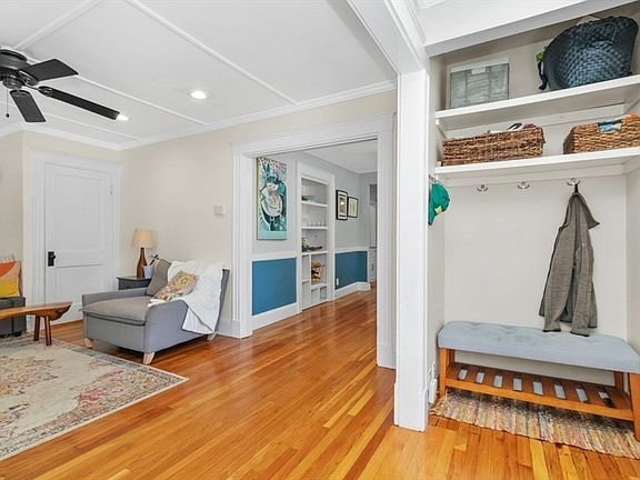 3rd image of 107 Lexington St #1