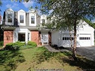 1697 Abbey Oak Dr, Vienna, VA 22182