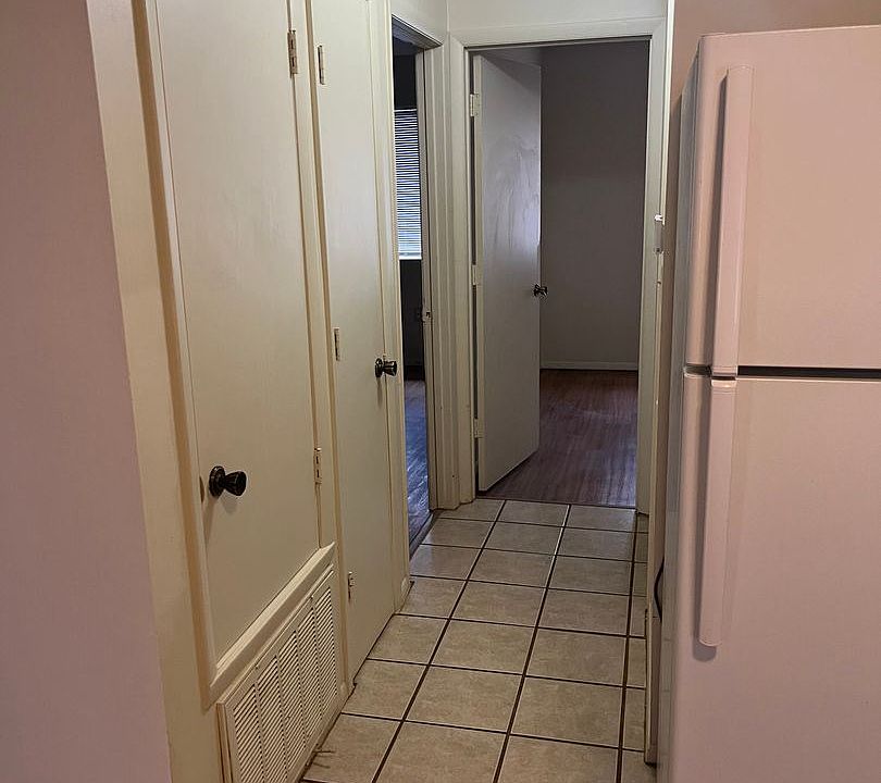 1st image of 3009-3011 Old Missouri Rd #3009