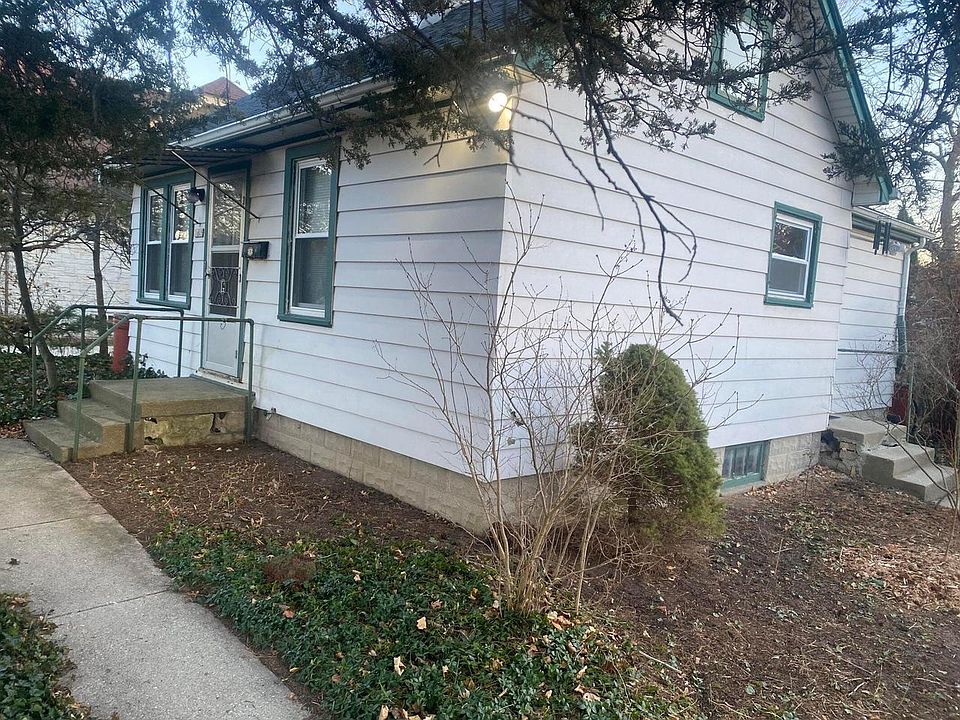 1st image of 1605 W Custer AVENUE