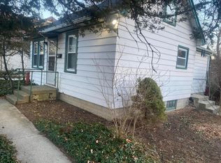 1605 W Custer AVENUE, Glendale, WI 53209