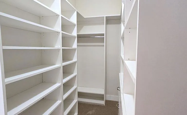 235 S Holliston Ave #113 — Photo 15