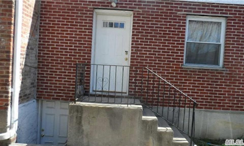 1st image of 17758 106th Ave