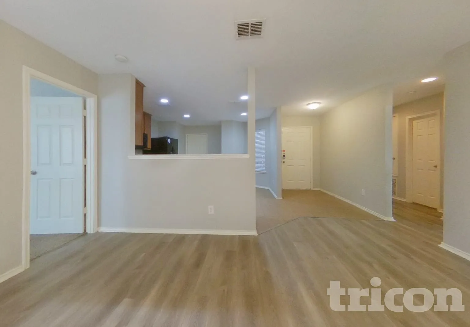 16325 Cowboy Trail Justin TX — Photo 3