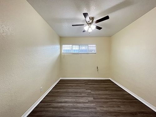 5th image of 1344 W 94th St