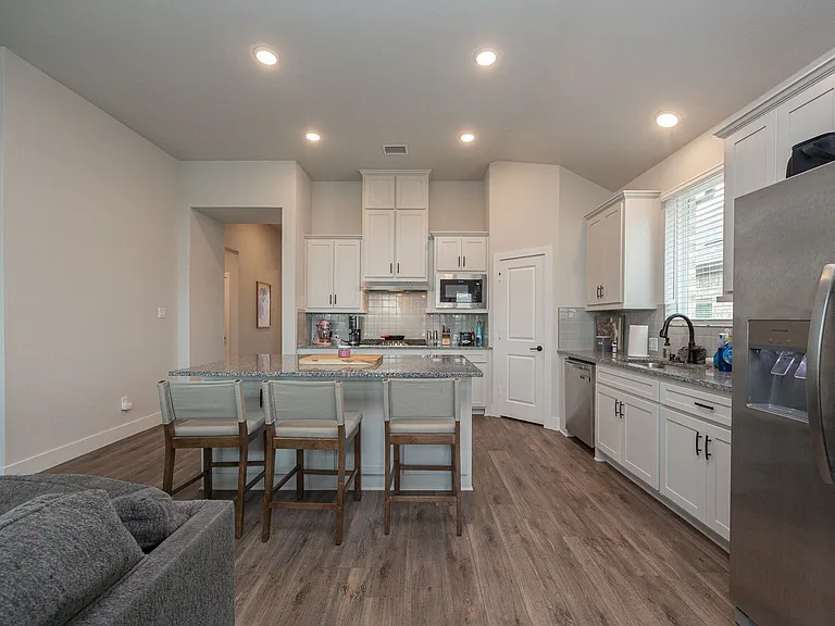 5928 Mustang Creek Ln — Photo 15