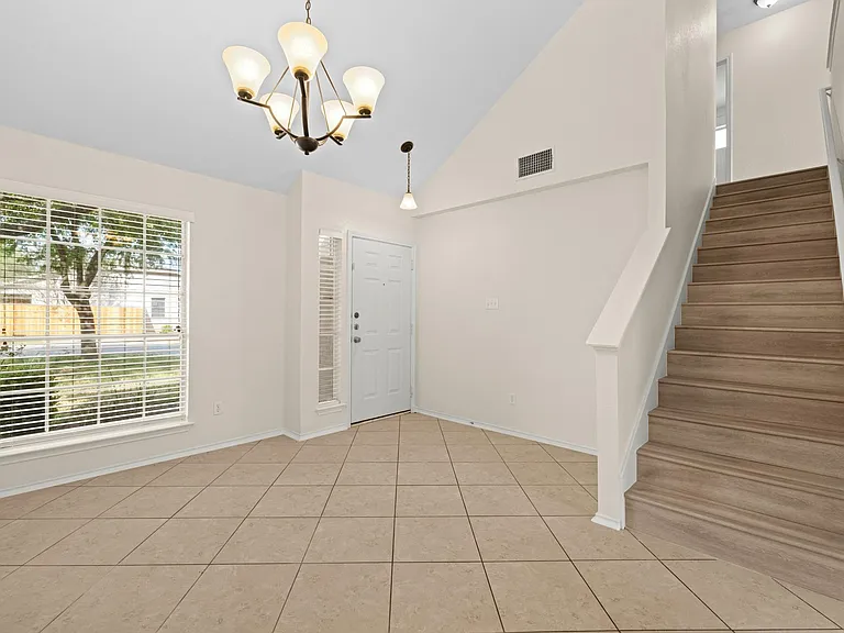 3410 Flowstone Ln — Photo 16