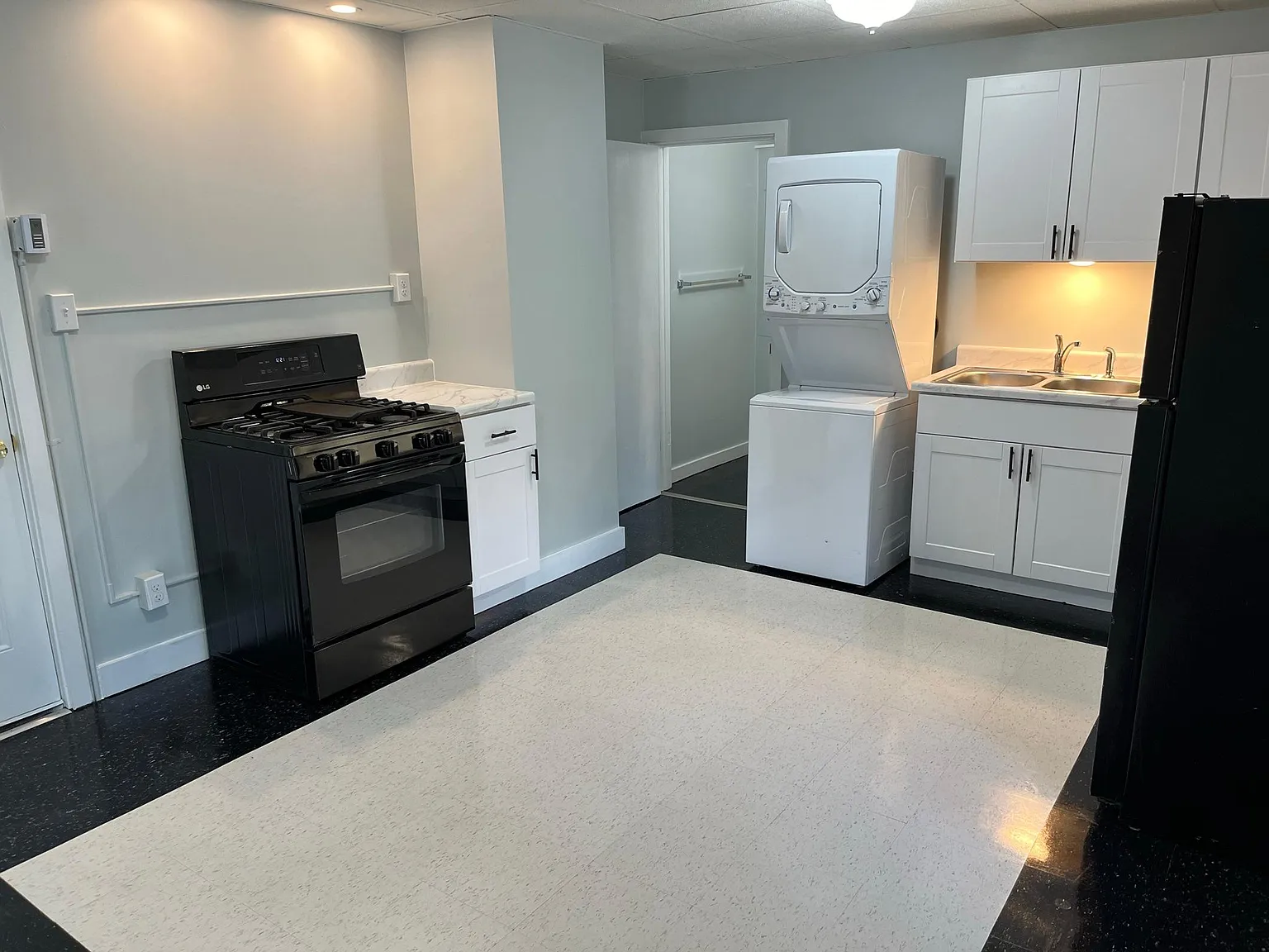 1 bed, $1,795 — Photo 2