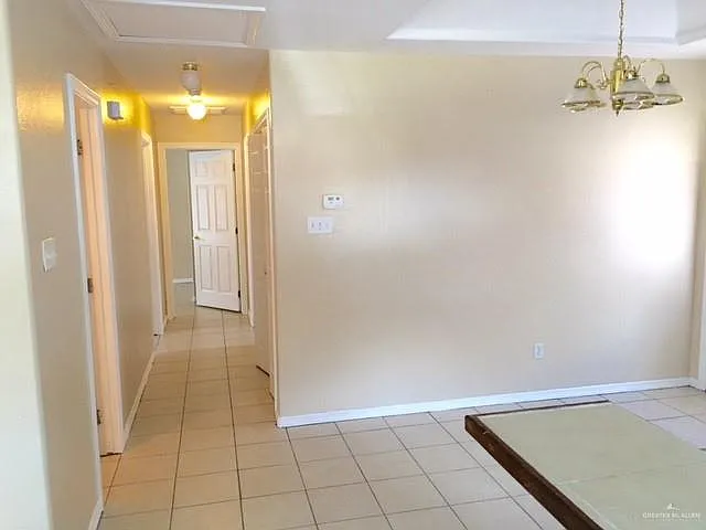 1806 S Linden St — Photo 8